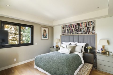 5 bedrooms Villa in Tan Xuan, Vietnam No. 92330 4