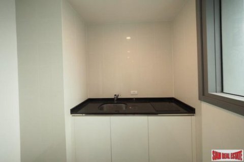 3 bedrooms Apartment in Bangkok, Thailand No. 96180 13