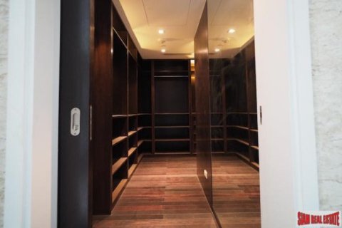 3 bedrooms Apartment in Bangkok, Thailand No. 96180 3