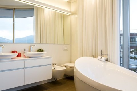 Квартира с 3 спальнями в Будва, Черногория №66810 28