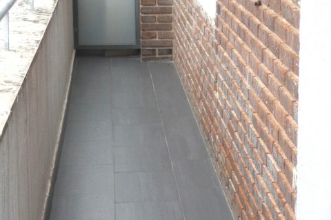 2 bedrooms Apartment in Thanh Son, Vietnam No. 26983 8