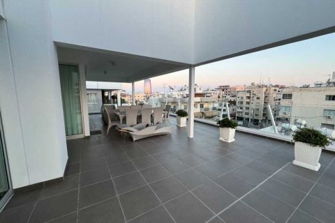 3 bedrooms Penthouse in Limassol, Cyprus No. 40998 5