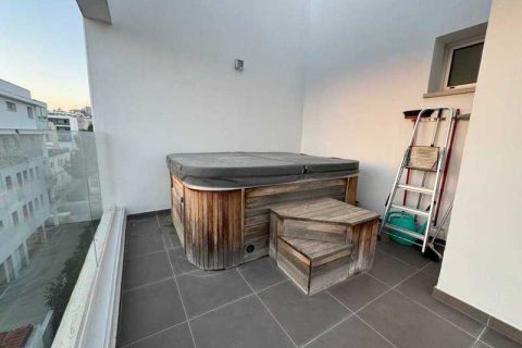 3 bedrooms Penthouse in Limassol, Cyprus No. 40998 4