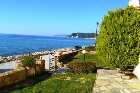 2 bedrooms Maisonette in Chalkidiki, Greece No. 59945 1