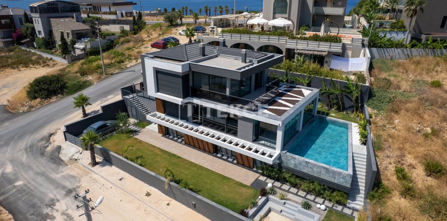 5 dormitorios Villa en Cesme, Turkey No. 99016