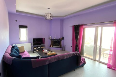 4 rooms Apartment in Euboea, Greece No. 55861 9