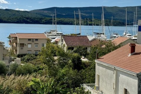 1 bedroom Apartment in Tivat, Montenegro No. 104730 8