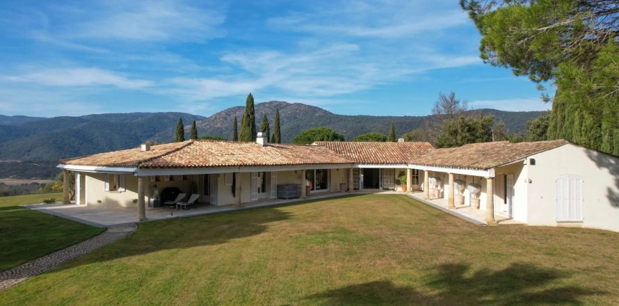 Дом с 13 спальнями в Моле, Франция №68194