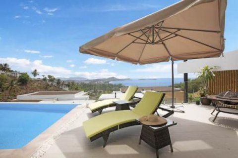 3 bedrooms Villa on the Chaweng Beach, Thailand No. 95965 2