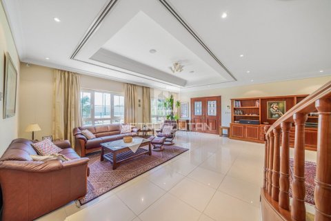 Вилла с 6 спальнями в Hoang Van Thu, Вьетнам №94443 19