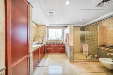 Вилла с 6 спальнями в Hoang Van Thu, Вьетнам №94443 10