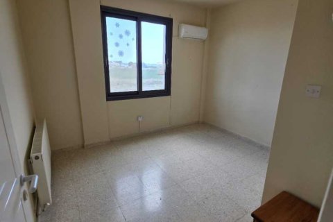 3 bedrooms House in Oroklini, Cyprus No. 101664 10