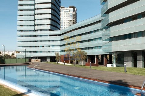 4 bedrooms Apartment in Duc Tan, Vietnam No. 25525 2