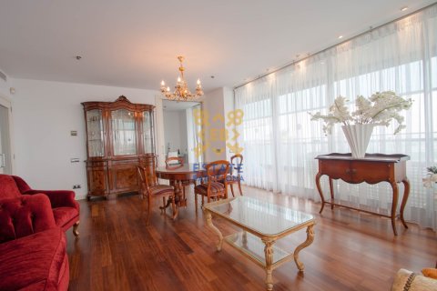 4 bedrooms Apartment in Duc Tan, Vietnam No. 25525 8