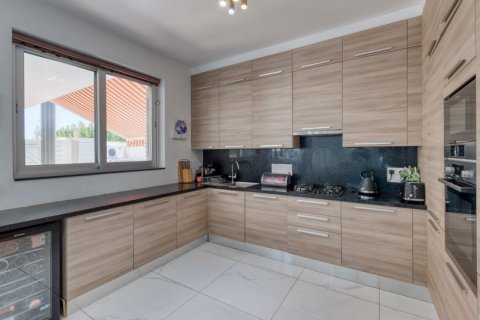 3 bedrooms Villa in Famagusta, Cyprus No. 36757 6