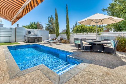 3 bedrooms Villa in Famagusta, Cyprus No. 36757 2