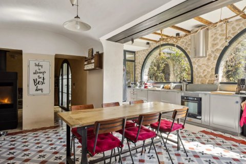 6 bedrooms Villa in La Colle-sur-Loup, France No. 99754 9