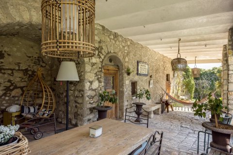 6 bedrooms Villa in La Colle-sur-Loup, France No. 99754 4