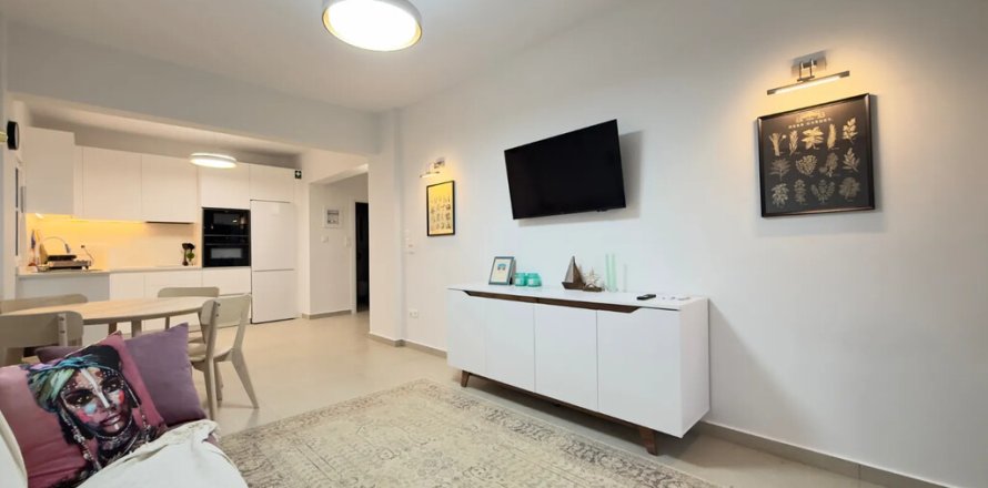 1 bedroom Apartment in Alimos, Greece No. 112976