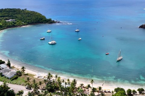 4 bedrooms Villa in English Harbor, Antigua and Barbuda No. 71516 2