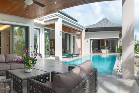 3 bedrooms Villa in Bang Tao, Thailand No. 1219 2