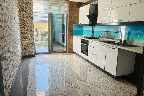 6 bedrooms Villa in Khanh Hoa, Vietnam No. 15782 3