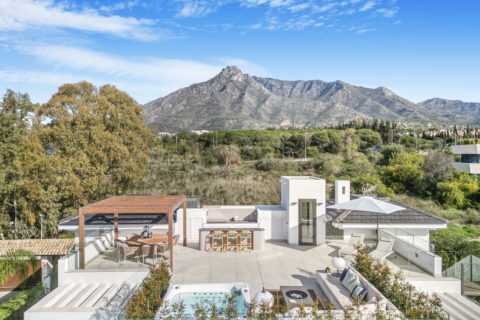 6 bedrooms Villa in Tan Xuan, Vietnam No. 83897 7