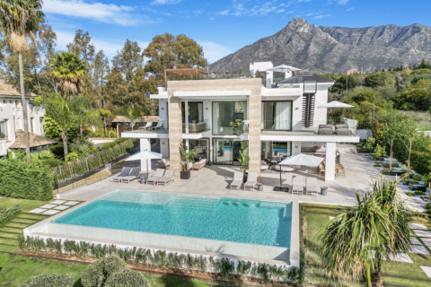6 chambres Villa à Marbella, Spain No. 83897