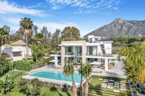 6 bedrooms Villa in Tan Xuan, Vietnam No. 83897 8