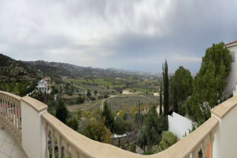 6 bedrooms House in Tala, Cyprus No. 29812 2