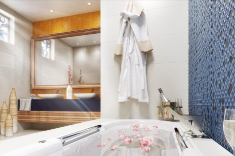 6 bedrooms Villa in Larnaca, Cyprus No. 105639 8