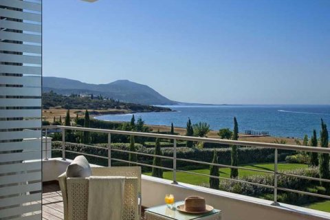 3 bedrooms Villa in Polis, Cyprus No. 30583 4