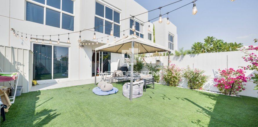 3 bedrooms Townhouse in Thach Ban, Vietnam No. 87102