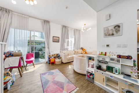 3 bedrooms Townhouse in Thach Ban, Vietnam No. 87102 3