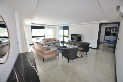 6 bedrooms Villa in Lien Chieu, Vietnam No. 14404 20