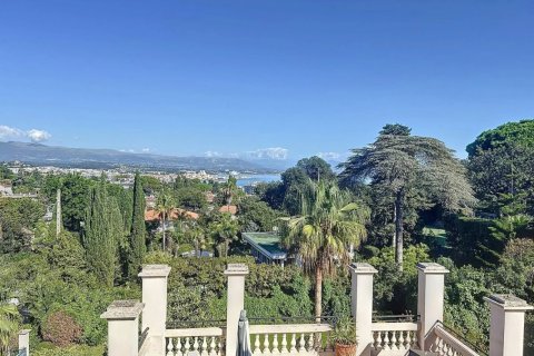 3 bedrooms Apartment in Antibes, France No. 75776 1