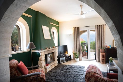 3 bedrooms Villa in Chania, Greece No. 23860 12