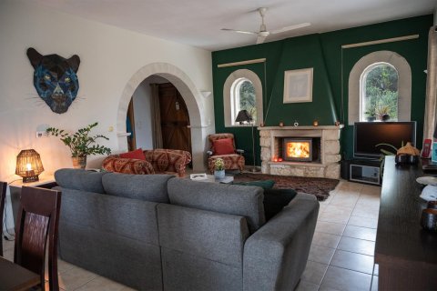 3 bedrooms Villa in Chania, Greece No. 23860 13