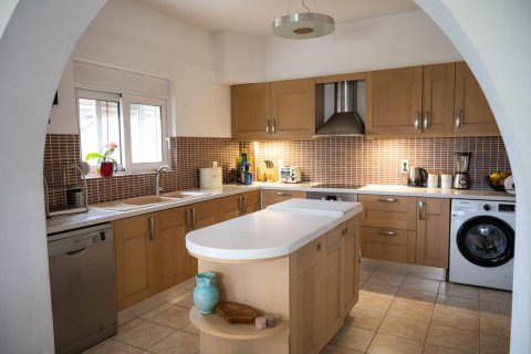 3 bedrooms Villa in Chania, Greece No. 23860 3