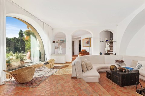 8 dormitorios Villa en Mougins, France No. 68057 4