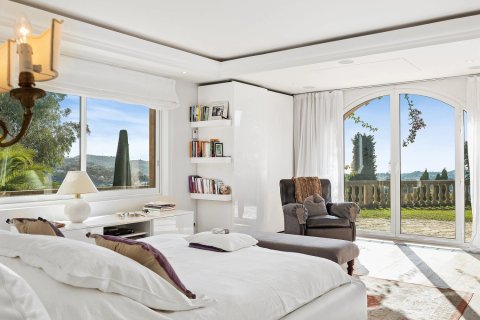 8 dormitorios Villa en Mougins, France No. 68057 5