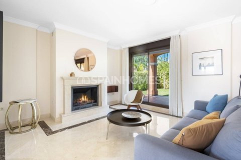 3 bedrooms Villa in Dinh An, Vietnam No. 25671 8