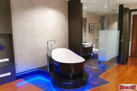 2 bedrooms Apartment in Bangkok, Thailand No. 96165 8