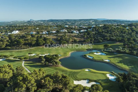 2703m² Land en San Roque, Spain No. 88128