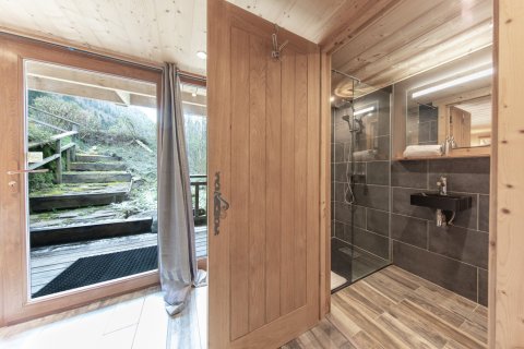 3 bedrooms House in Morzine, France No. 99646 14