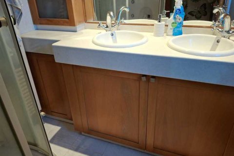 3 bedrooms House in Limassol, Cyprus No. 77107 14