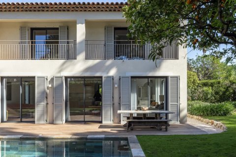 Вилла с 3 спальнями в Антиб, Франция №67962 2