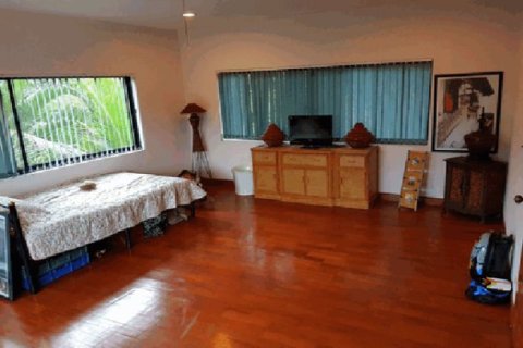 4 bedrooms House in Pattaya, Thailand No. 96902 20