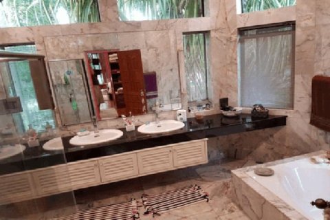 4 bedrooms House in Pattaya, Thailand No. 96902 9