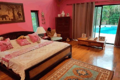 4 bedrooms House in Pattaya, Thailand No. 96902 22